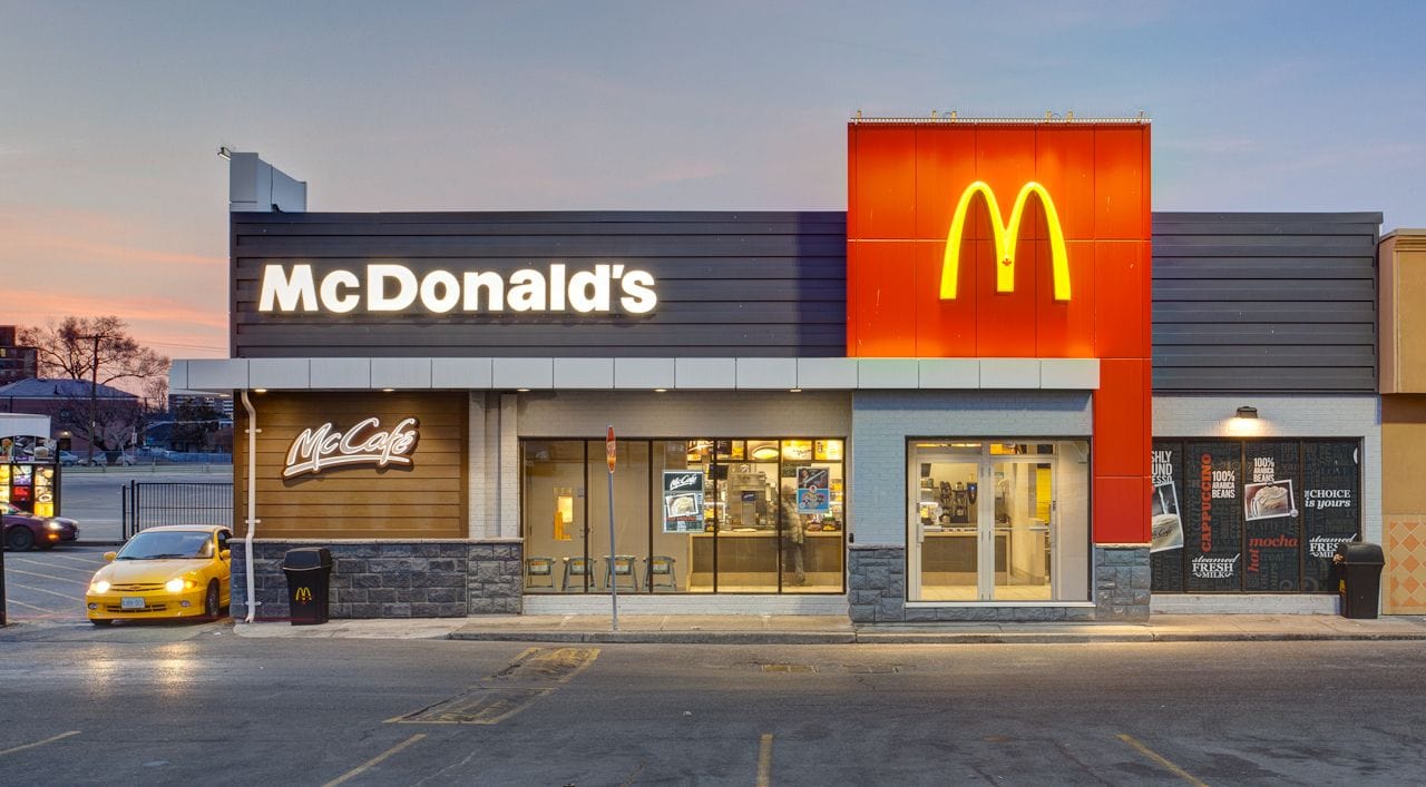 5 C's of Marketing Example: McDonald’s